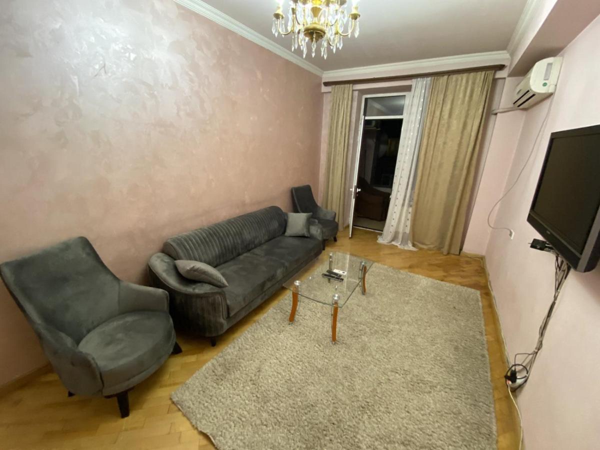 Rent Inn Yerevan On North Avenue Exterior foto