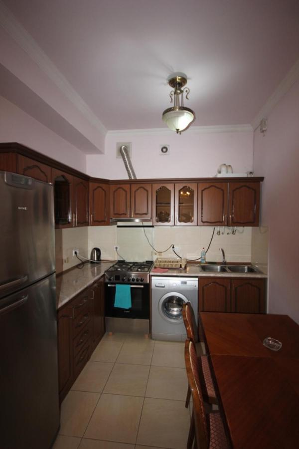 Rent Inn Yerevan On North Avenue Exterior foto